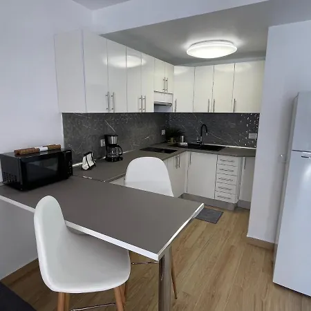 Gustamar 13 Apartamento