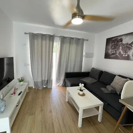 Gustamar 13 Apartamento *