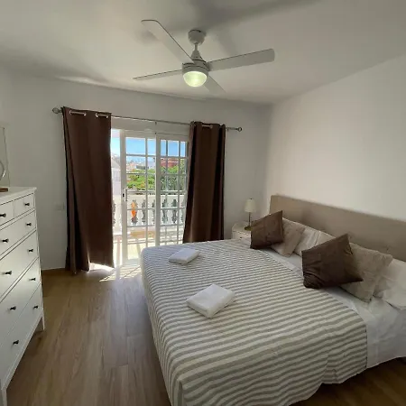 Gustamar 13 Apartamento *